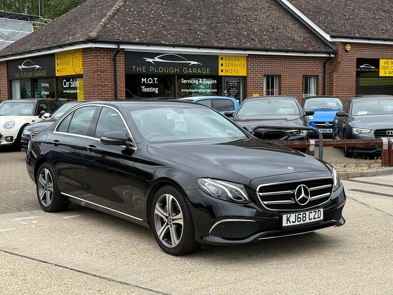 Mercedes-Benz E Class 2.0 E220d SE Saloon 4dr Diesel G-Tronic+ Euro 6 (s/s) (194 ps) - U10003201
