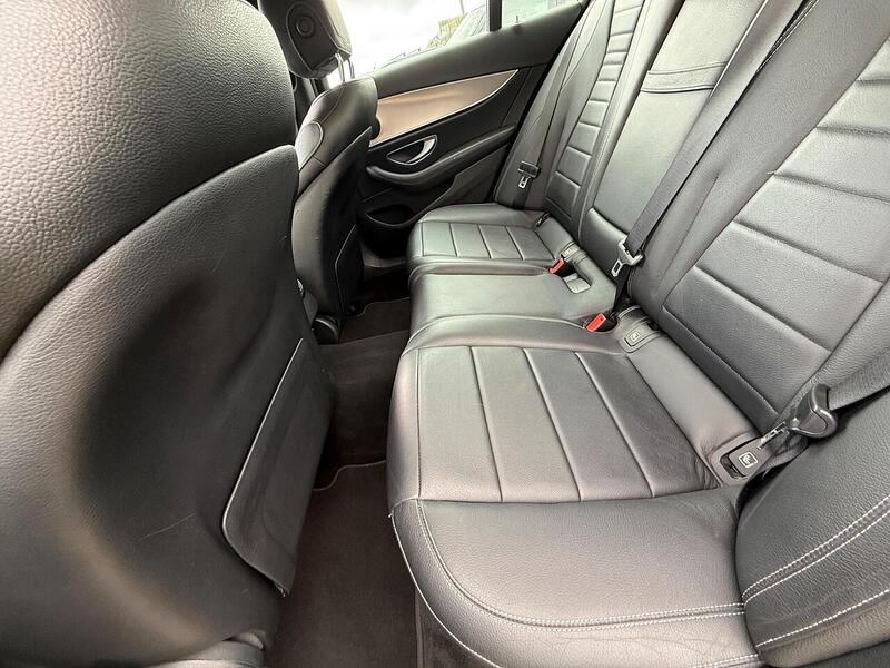 Mercedes-Benz E Class 2.0 E220d SE Saloon 4dr Diesel G-Tronic+ Euro 6 (s/s) (194 ps) - U10003201