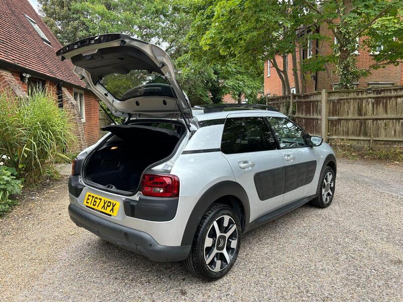 Citroen C4 Cactus C4 Cactus Flair Edition Hatchback 1 Manual Diesel - U10003210