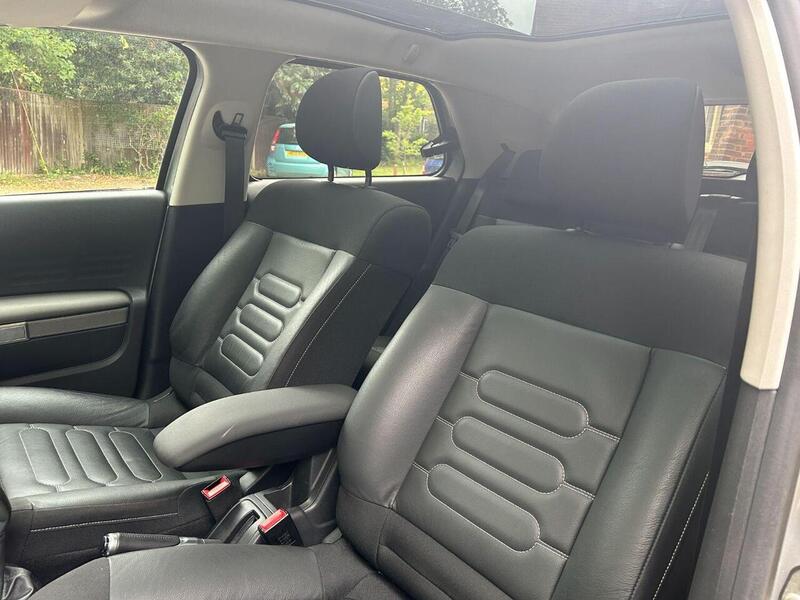 Citroen C4 Cactus C4 Cactus Flair Edition Hatchback 1 Manual Diesel - U10003210