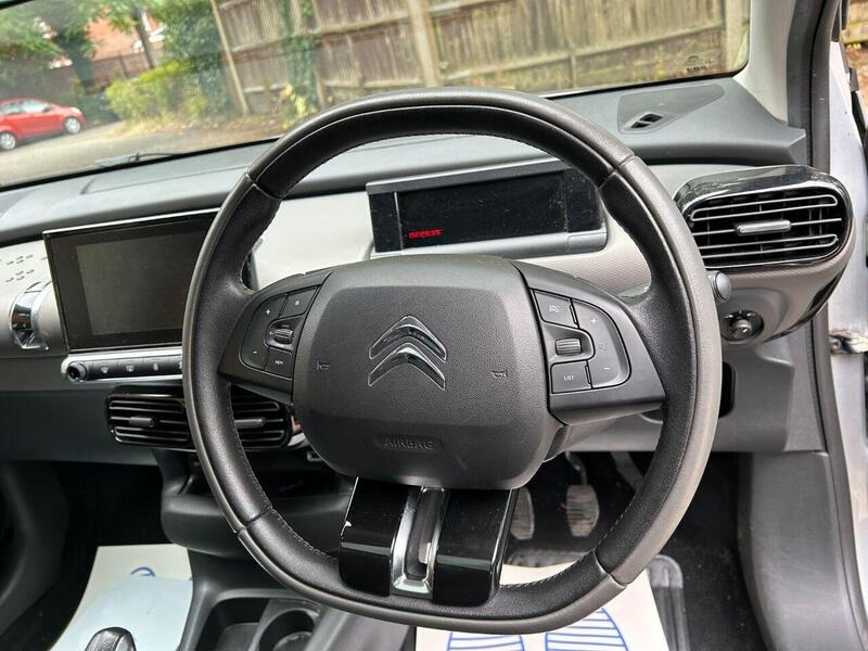 Citroen C4 Cactus C4 Cactus Flair Edition Hatchback 1 Manual Diesel - U10003210