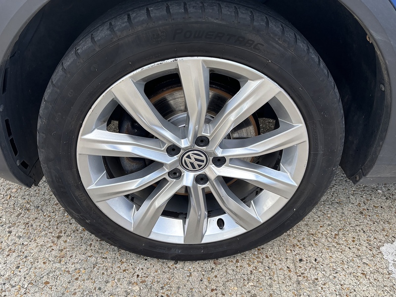 Volkswagen T-Roc 1.5 TSI EVO SEL SUV 5dr Petrol Manual Euro 6 (s/s) (150 ps) - U10003213