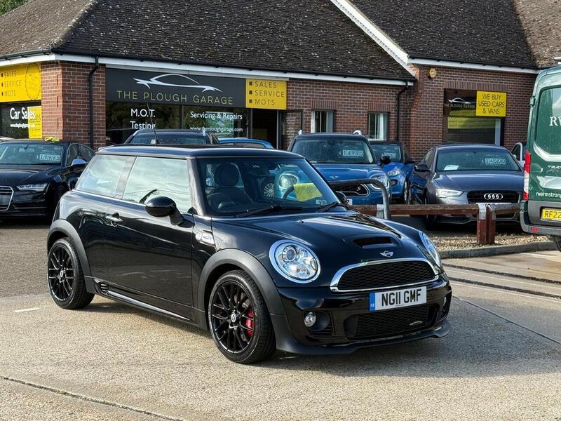 MINI Hatch 1.6 John Cooper Works Hatchback 3dr Petrol Manual Euro 5 (211 ps) - U10003214