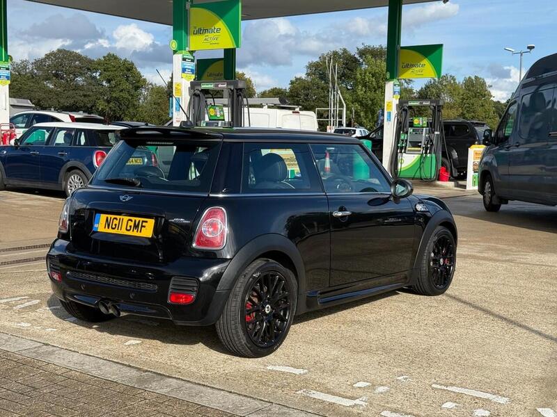 MINI Hatch 1.6 John Cooper Works Hatchback 3dr Petrol Manual Euro 5 (211 ps) - U10003214