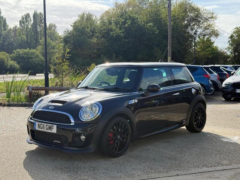 MINI Hatch 1.6 John Cooper Works Hatchback 3dr Petrol Manual Euro 5 (211 ps) - U10003214