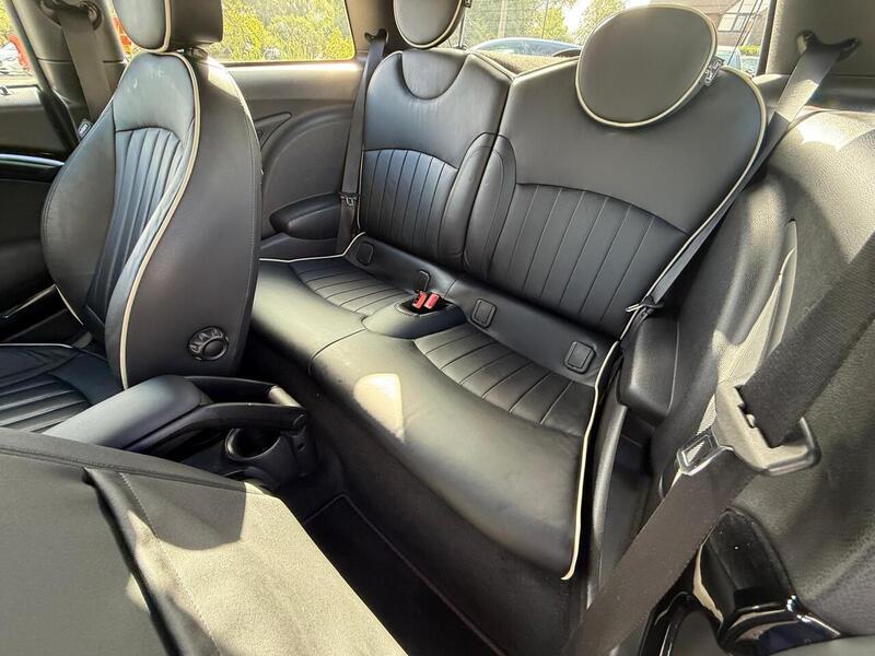 MINI Hatch 1.6 John Cooper Works Hatchback 3dr Petrol Manual Euro 5 (211 ps) - U10003214