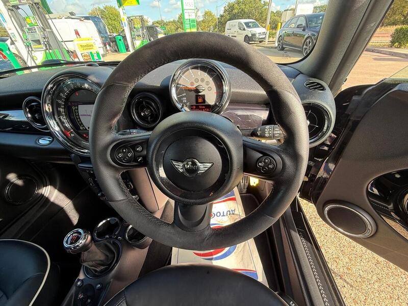 MINI Hatch 1.6 John Cooper Works Hatchback 3dr Petrol Manual Euro 5 (211 ps) - U10003214