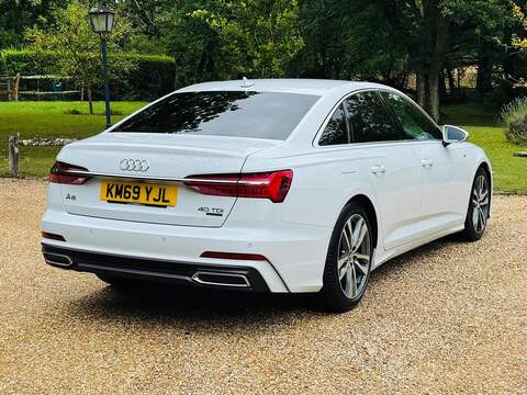 Audi A6 Saloon 2.0 TDI 40 S line Saloon 4dr Diesel S Tronic quattro Euro 6 (s/s) (204 ps) - U10003217