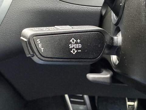 Audi A6 Saloon 2.0 TDI 40 S line Saloon 4dr Diesel S Tronic quattro Euro 6 (s/s) (204 ps) - U10003217