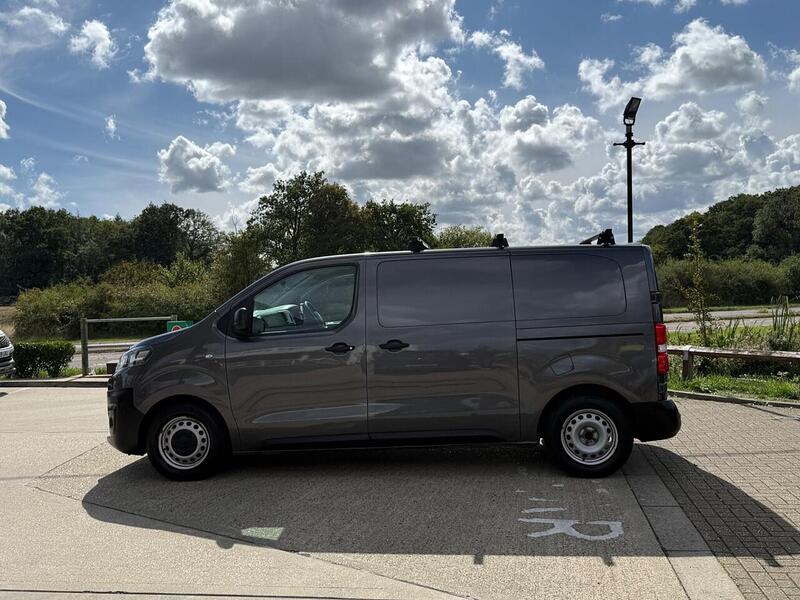 Citroen Dispatch 1.6 BlueHDi 1000 Enterprise M Panel Van 6dr Diesel Manual FWD 2 Euro 6 (s/s) (115 ps) - U10003218