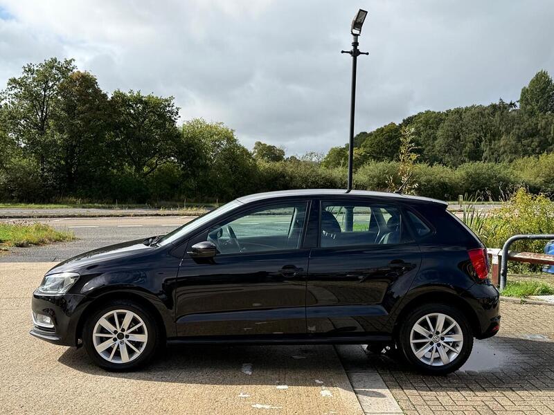 Volkswagen Polo 1.2 TSI BlueMotion Tech SE Hatchback 5dr Petrol Manual Euro 6 (s/s) (90 ps) - U10003226