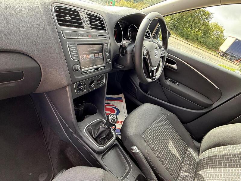Volkswagen Polo 1.2 TSI BlueMotion Tech SE Hatchback 5dr Petrol Manual Euro 6 (s/s) (90 ps) - U10003226