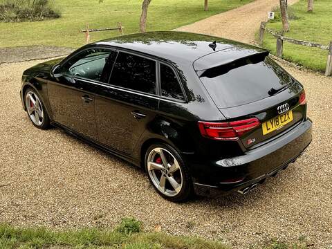 Audi S3 2.0 TFSI Black Edition Sportback 5dr Petrol S Tronic quattro Euro 6 (s/s) (310 ps) - U10003227
