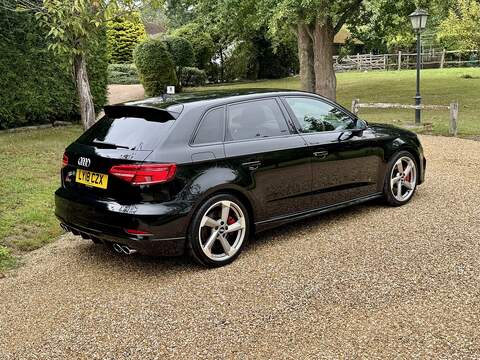 Audi S3 2.0 TFSI Black Edition Sportback 5dr Petrol S Tronic quattro Euro 6 (s/s) (310 ps) - U10003227