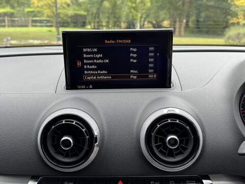 Audi S3 2.0 TFSI Black Edition Sportback 5dr Petrol S Tronic quattro Euro 6 (s/s) (310 ps) - U10003227