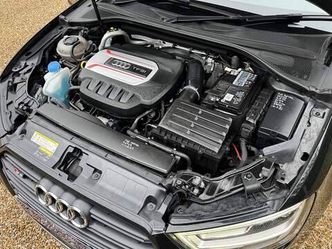 Audi S3 2.0 TFSI Black Edition Sportback 5dr Petrol S Tronic quattro Euro 6 (s/s) (310 ps) - U10003227