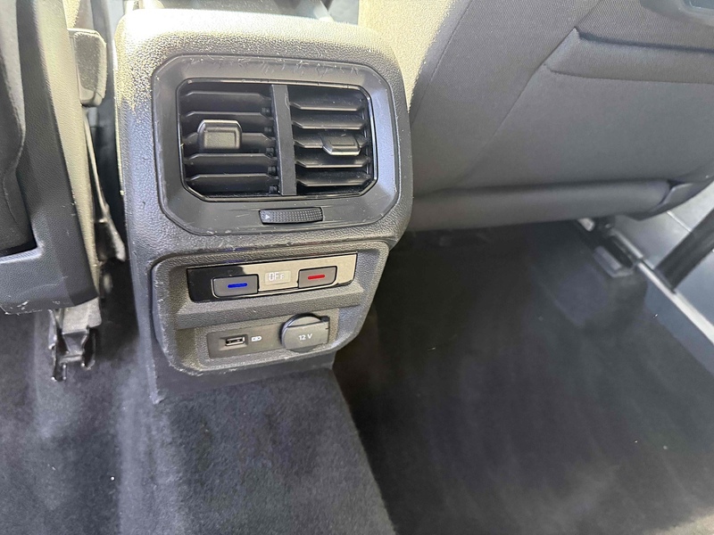 Volkswagen Tiguan 2.0 TDI SE Navigation SUV 5dr Diesel DSG 4Motion Euro 6 (s/s) (150 ps) - U10003230