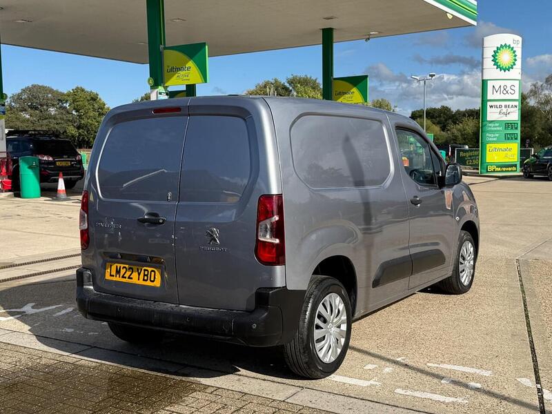 Peugeot Partner 1.5 BlueHDi 1000 Professional Premium Standard Panel Van 5dr Diesel Manual SWB Euro 6 (100 bhp) - U10003231