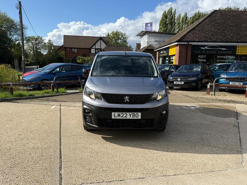 Peugeot Partner 1.5 BlueHDi 1000 Professional Premium Standard Panel Van 5dr Diesel Manual SWB Euro 6 (100 bhp) - U10003231