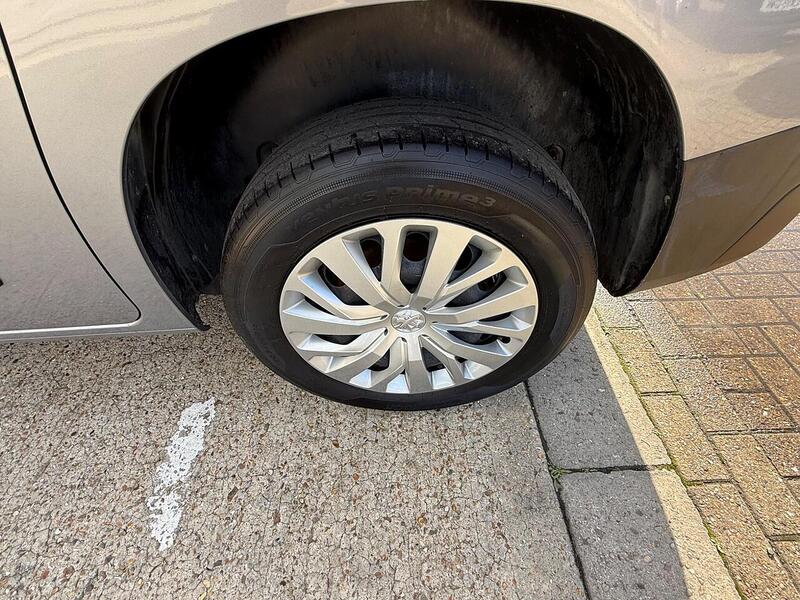 Peugeot Partner 1.5 BlueHDi 1000 Professional Premium Standard Panel Van 5dr Diesel Manual SWB Euro 6 (100 bhp) - U10003231