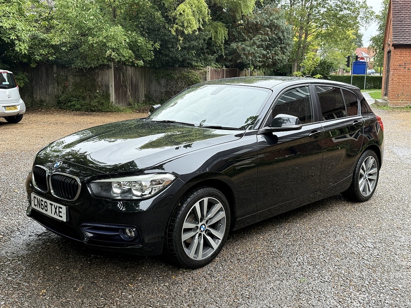 BMW 1 Series 1.5 118i Sport Hatchback 5dr Petrol Manual Euro 6 (s/s) (136 ps) - U10003232