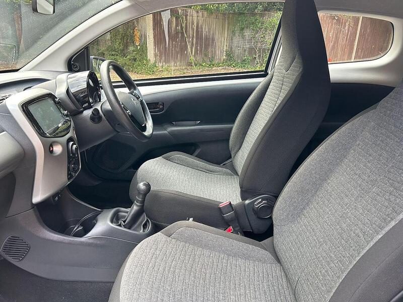 Citroen C1 1.0 VTi Furio Hatchback 3dr Petrol Manual Euro 6 (68 ps) - U10003233