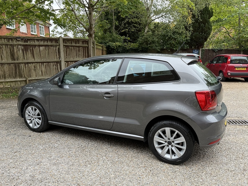 Volkswagen Polo 1.2 TSI BlueMotion Tech SE Hatchback 3dr Petrol Manual Euro 6 (s/s) (90 ps) - U10003247