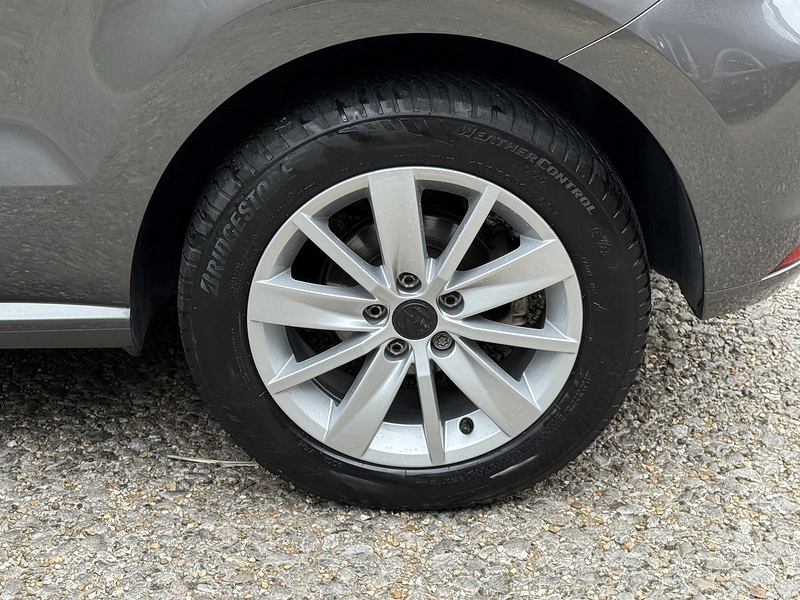 Volkswagen Polo 1.2 TSI BlueMotion Tech SE Hatchback 3dr Petrol Manual Euro 6 (s/s) (90 ps) - U10003247