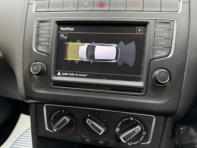 Volkswagen Polo 1.2 TSI BlueMotion Tech SE Hatchback 3dr Petrol Manual Euro 6 (s/s) (90 ps) - U10003247