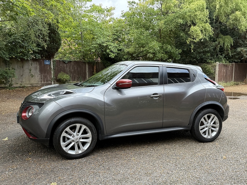 Nissan Juke 1.6 Acenta Premium SUV 5dr Petrol XTRON Euro 5 (117 ps) - U10003249