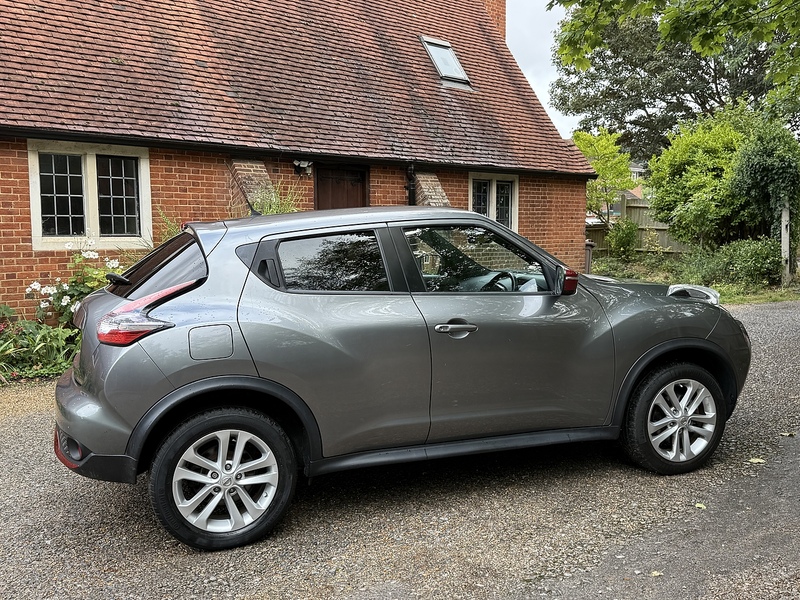 Nissan Juke 1.6 Acenta Premium SUV 5dr Petrol XTRON Euro 5 (117 ps) - U10003249