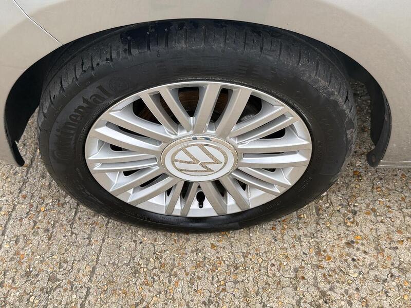 Volkswagen up! 1.0 up! Hatchback 5dr Petrol Manual Euro 6 (s/s) (60 ps) - U10003250