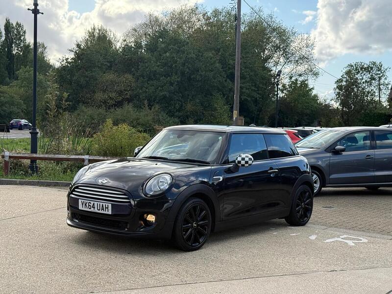 MINI Hatch 1.5 Cooper Hatchback 3dr Petrol Manual Euro 6 (s/s) (136 ps) - U10003255