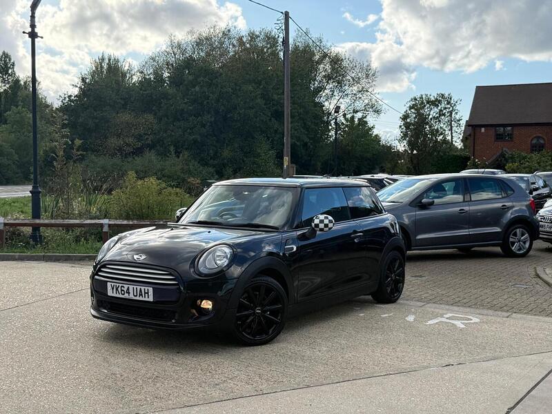 MINI Hatch 1.5 Cooper Hatchback 3dr Petrol Manual Euro 6 (s/s) (136 ps) - U10003255