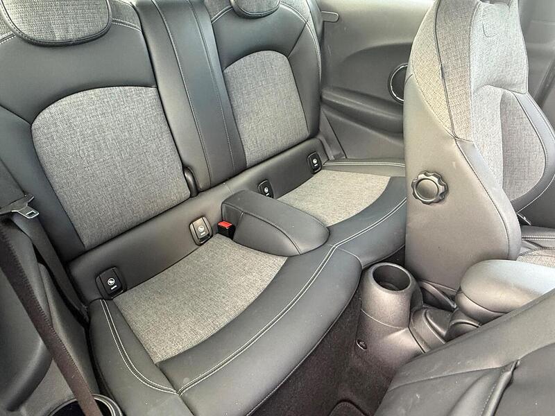 MINI Hatch 1.5 Cooper Hatchback 3dr Petrol Manual Euro 6 (s/s) (136 ps) - U10003255