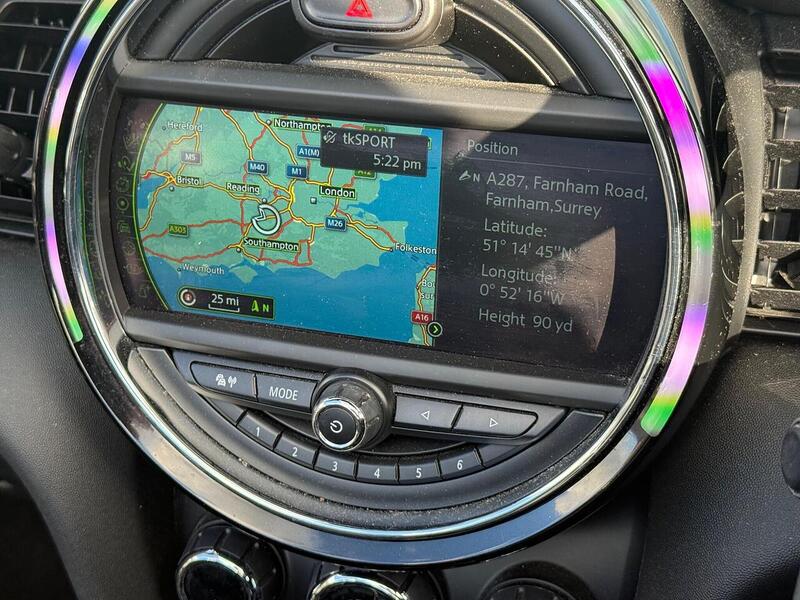 MINI Convertible 1.5 Cooper Convertible 2dr Petrol Auto Euro 6 (s/s) (136 ps) - U10003256