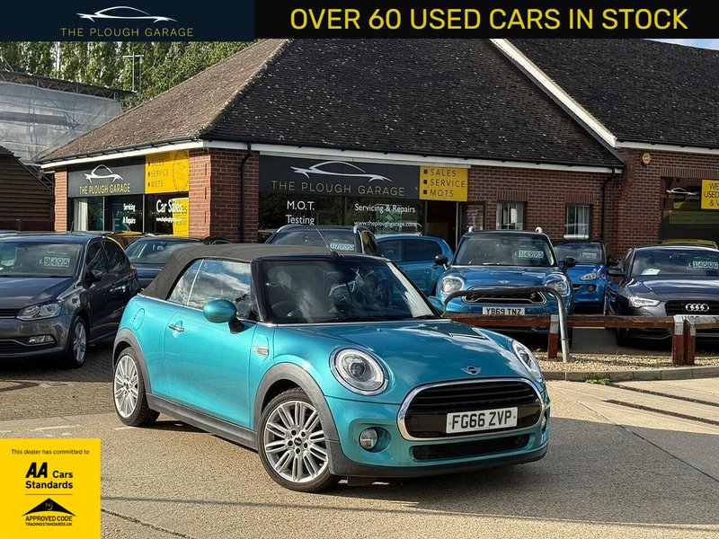 MINI Convertible 1.5 Cooper Convertible 2dr Petrol Auto Euro 6 (s/s) (136 ps) - U10003256