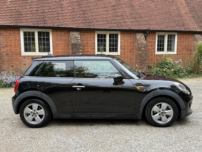 MINI Hatch 1.2 One Hatchback 3dr Petrol Manual Euro 6 (s/s) (102 ps) - U10003257