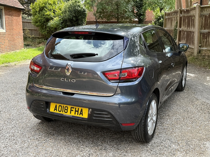Renault Clio 0.9 TCe Dynamique Nav Hatchback 5dr Petrol Manual Euro 6 (s/s) (90 ps) - U10003264