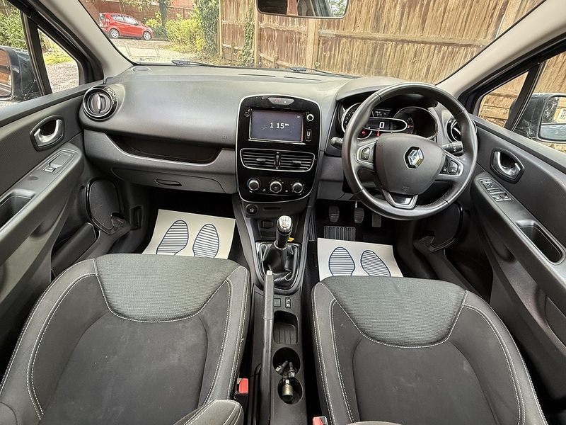Renault Clio 0.9 TCe Dynamique Nav Hatchback 5dr Petrol Manual Euro 6 (s/s) (90 ps) - U10003264