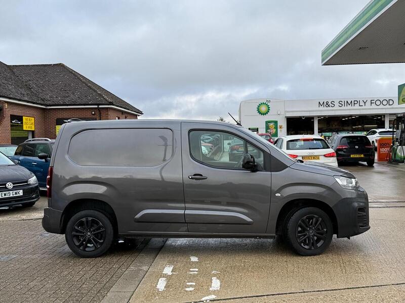 Citroen Berlingo 1.5 BlueHDi 1000 Driver M Panel Van 5dr Diesel EAT8 SWB Euro 6 (s/s) (130 ps) - U10003266