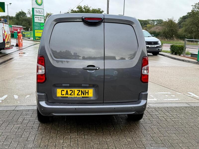 Citroen Berlingo 1.5 BlueHDi 1000 Driver M Panel Van 5dr Diesel EAT8 SWB Euro 6 (s/s) (130 ps) - U10003266