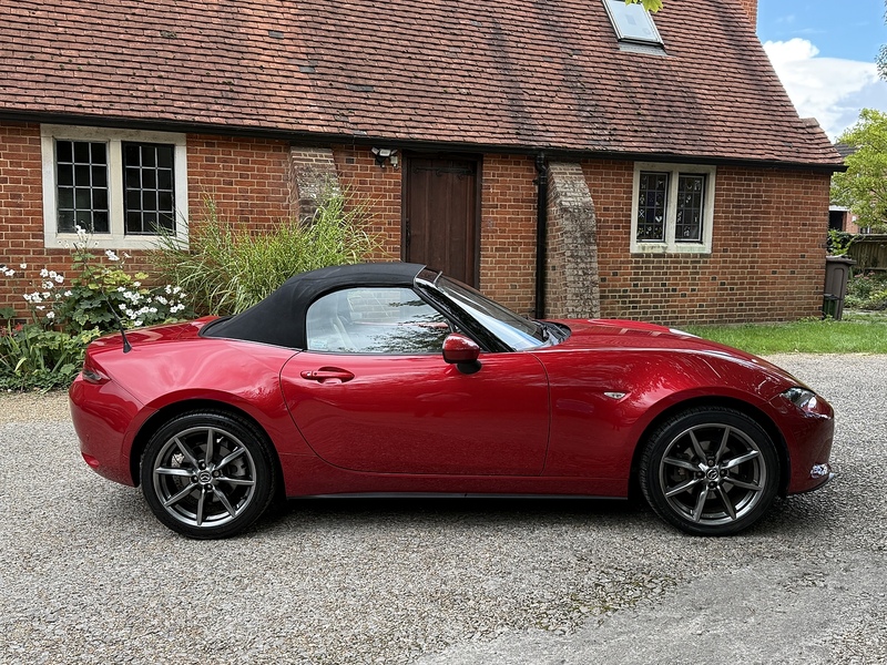 Mazda MX-5 2.0 SKYACTIV-G Sport Nav Convertible 2dr Petrol Manual Euro 6 (160 ps) - U10003268