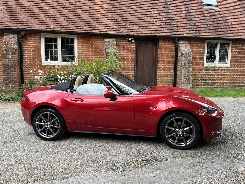 Mazda MX-5 2.0 SKYACTIV-G Sport Nav Convertible 2dr Petrol Manual Euro 6 (160 ps) - U10003268