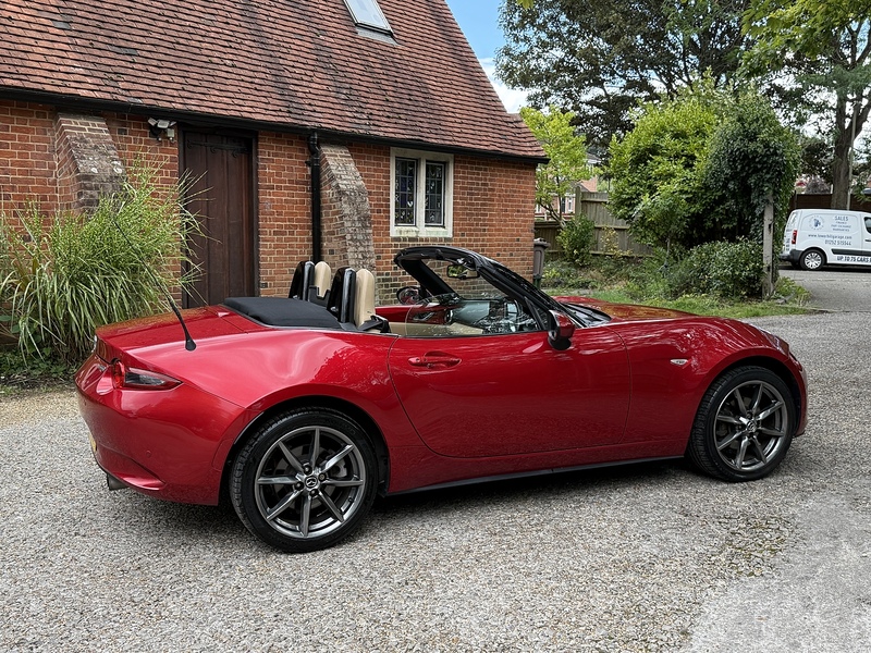 Mazda MX-5 2.0 SKYACTIV-G Sport Nav Convertible 2dr Petrol Manual Euro 6 (160 ps) - U10003268