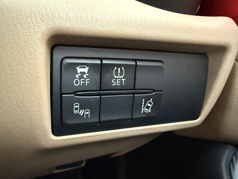 Mazda MX-5 2.0 SKYACTIV-G Sport Nav Convertible 2dr Petrol Manual Euro 6 (160 ps) - U10003268