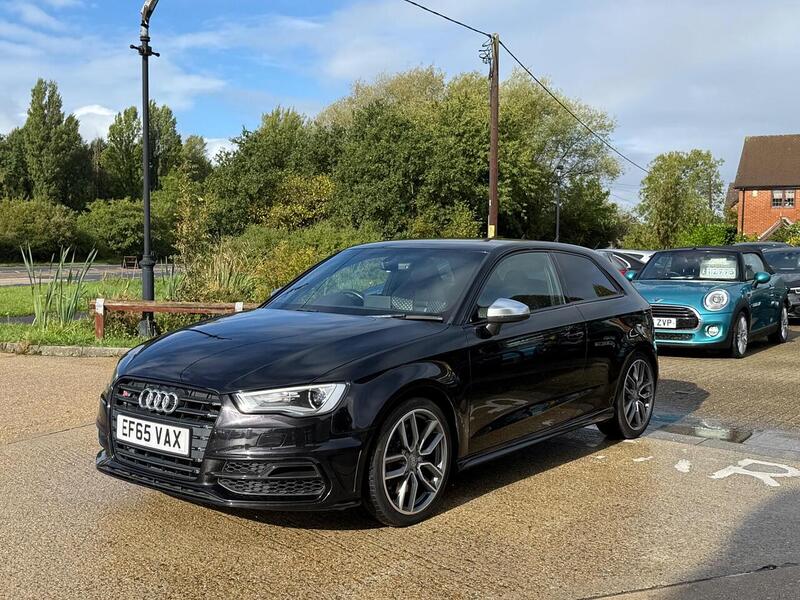 Audi S3 2.0 TFSI Hatchback 3dr Petrol S Tronic quattro Euro 6 (s/s) (Nav) (300 ps) - U10003269
