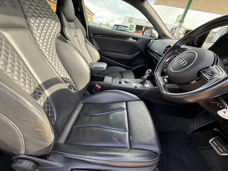 Audi S3 2.0 TFSI Hatchback 3dr Petrol S Tronic quattro Euro 6 (s/s) (Nav) (300 ps) - U10003269