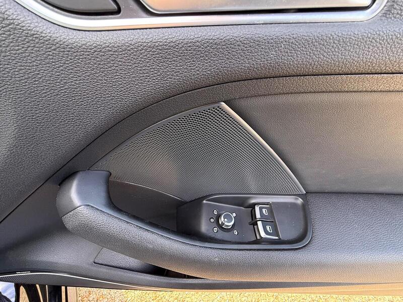 Audi S3 2.0 TFSI Hatchback 3dr Petrol S Tronic quattro Euro 6 (s/s) (Nav) (300 ps) - U10003269