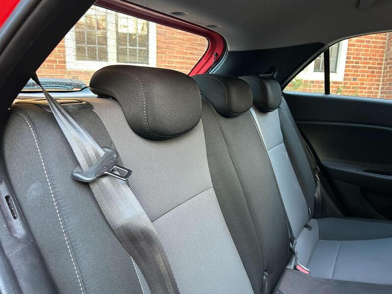 Hyundai i20 1.2 SE Launch Edition Hatchback 5dr Petrol Manual Euro 6 (s/s) (84 ps) - U10003271